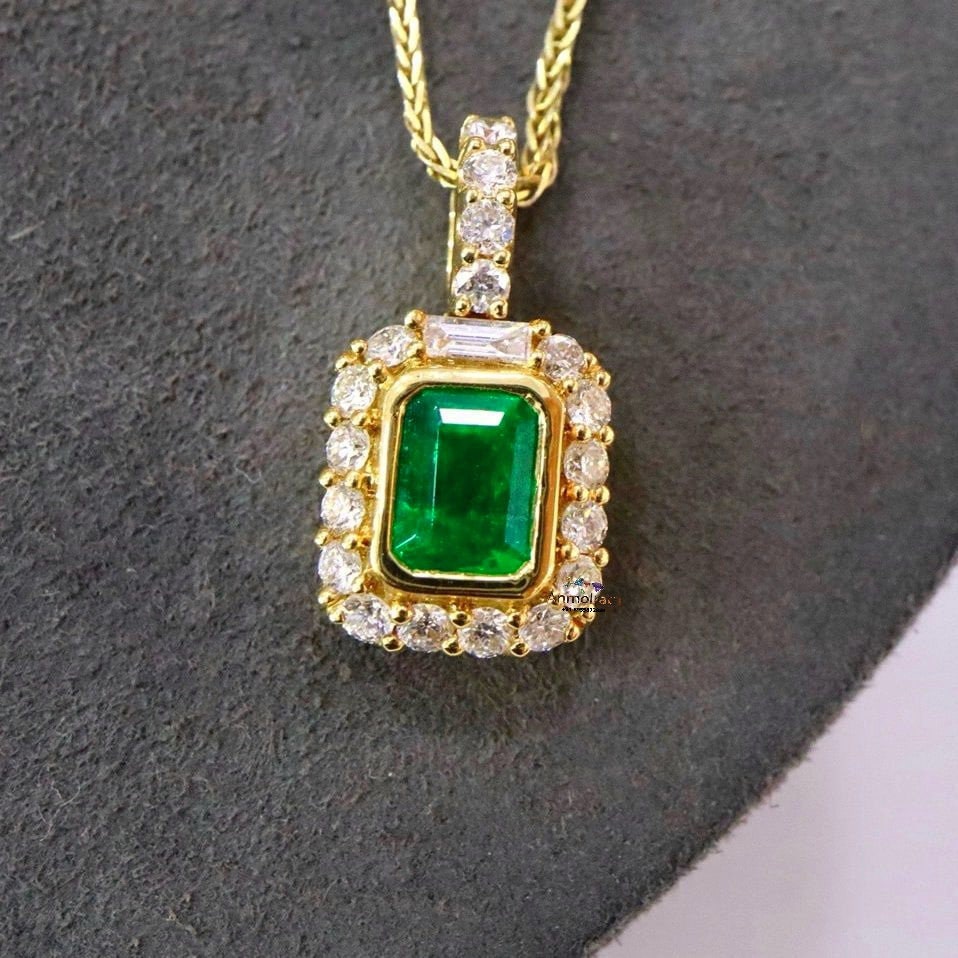 Natural Emerald Pendant Daily Wear Emerald Birthstone Pendant 14k Gold AAA Green Emerald Octagon Bezel Set Solitaire Pendant Gift For Women