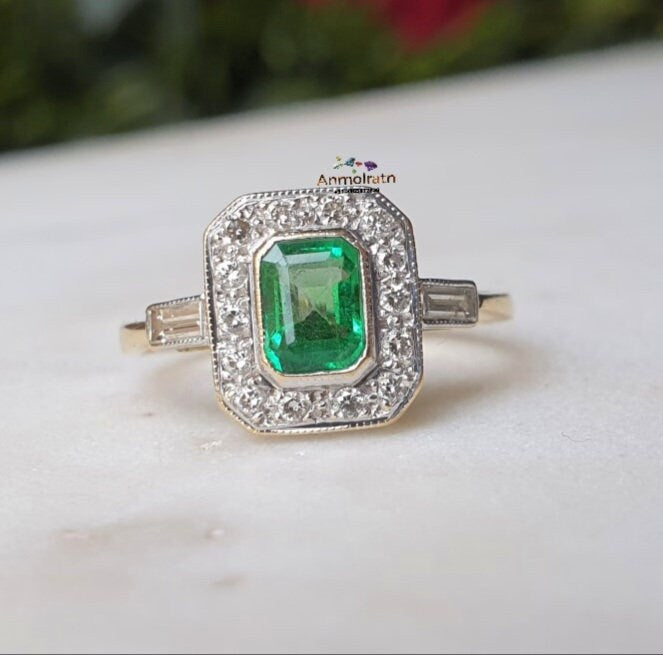 Emerald Cluster Wedding Ring, High Quality Emerald Cut Engagement ring For Women, 14k Bezel Set Natural Emerald Octagon Ring Gift For Her,