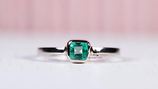 Emerald Bezel Set Solitaire Ring, Square Emerald Ring, Emerald Cut Silver Ring, Natural Emerald Birthstone Ring Tiny Emerald Pinky Ring Gift