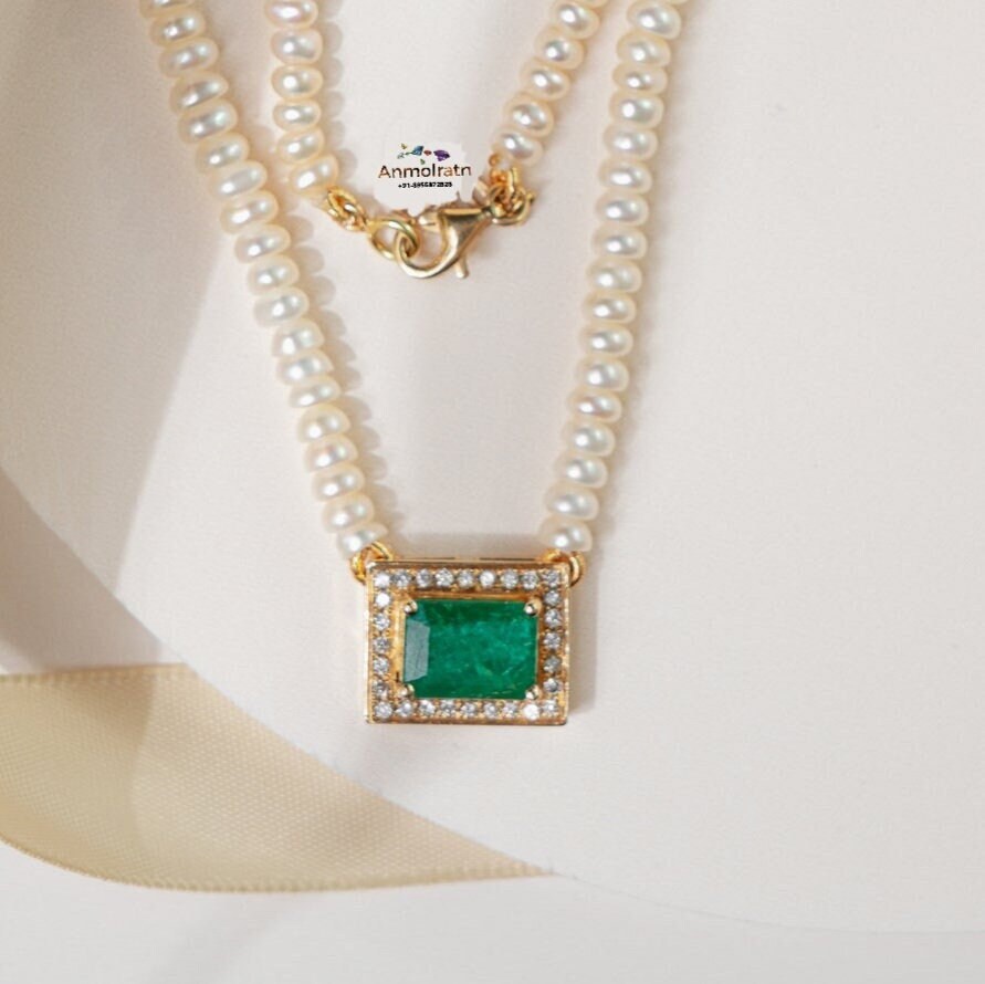 Emerald Cut Pendant For Women, Bright Green Emerald Cluster Solitaire Pendant, 14k Dainty Emerald Diamond Halo Pendant Necklace Gift For Her