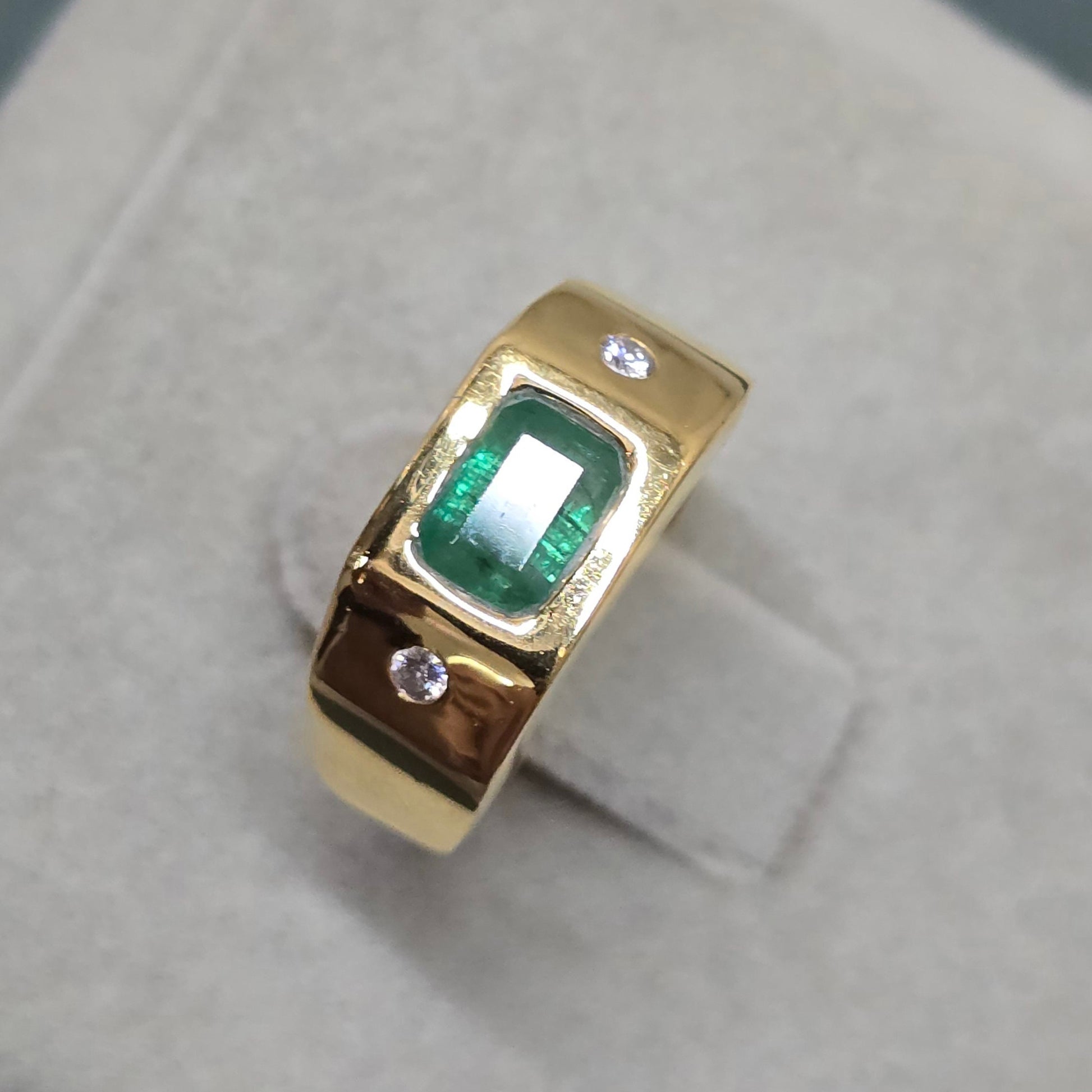 Classic Emerald Cut Gold Ring For Women Emerald Wedding Ring Men Emerald Flush Set Birthstone Ring 14k Signet Emerald Octagon Ring For Gift