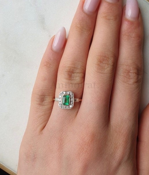 Emerald Cluster Wedding Ring, High Quality Emerald Cut Engagement ring For Women, 14k Bezel Set Natural Emerald Octagon Ring Gift For Her,