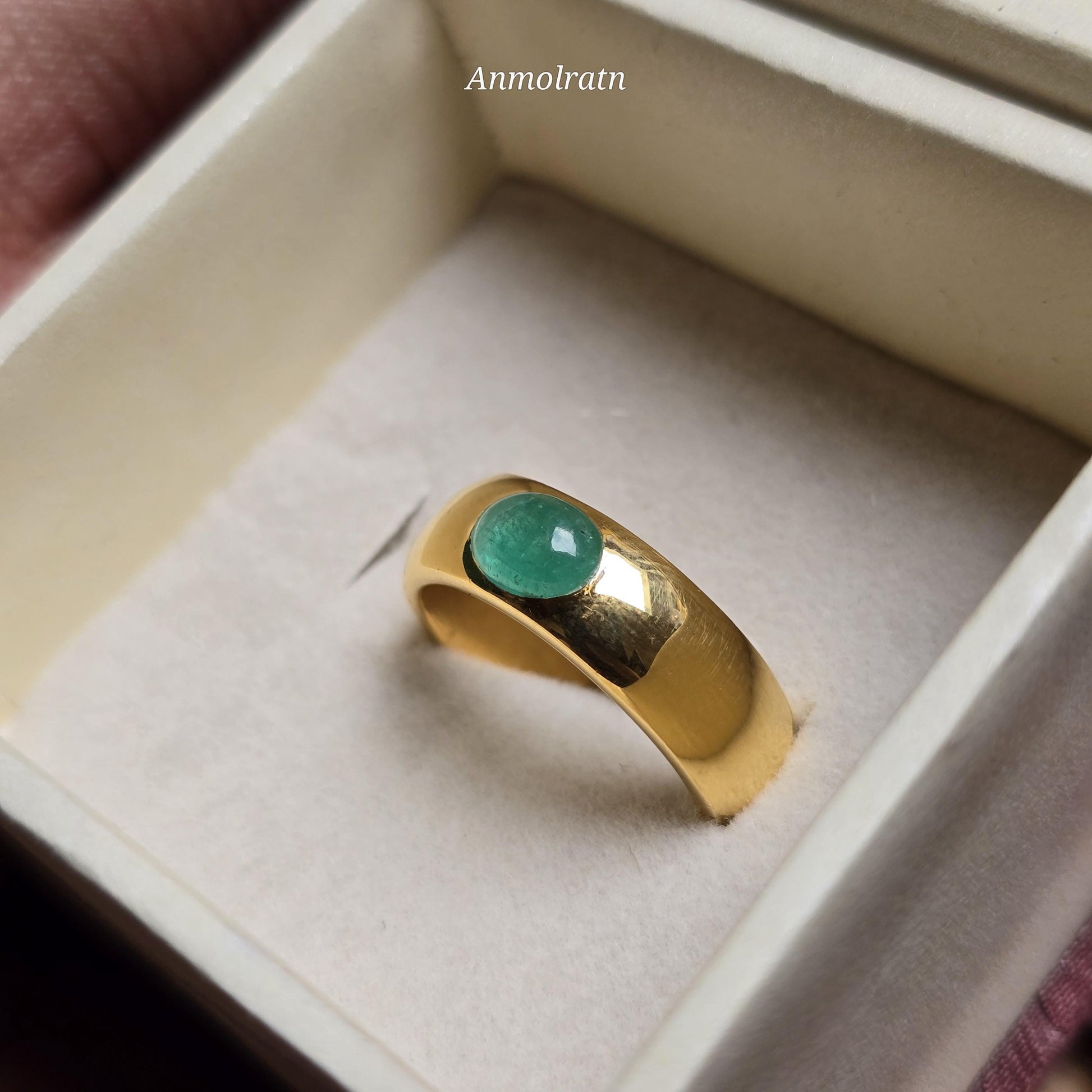 14k Emerald Cabochon Ring Vintage Emerald Gold Ring Dainty Emerald Stacking Band Ring For Gift Green Cabochon Solitaire Birthstone Ring Gift