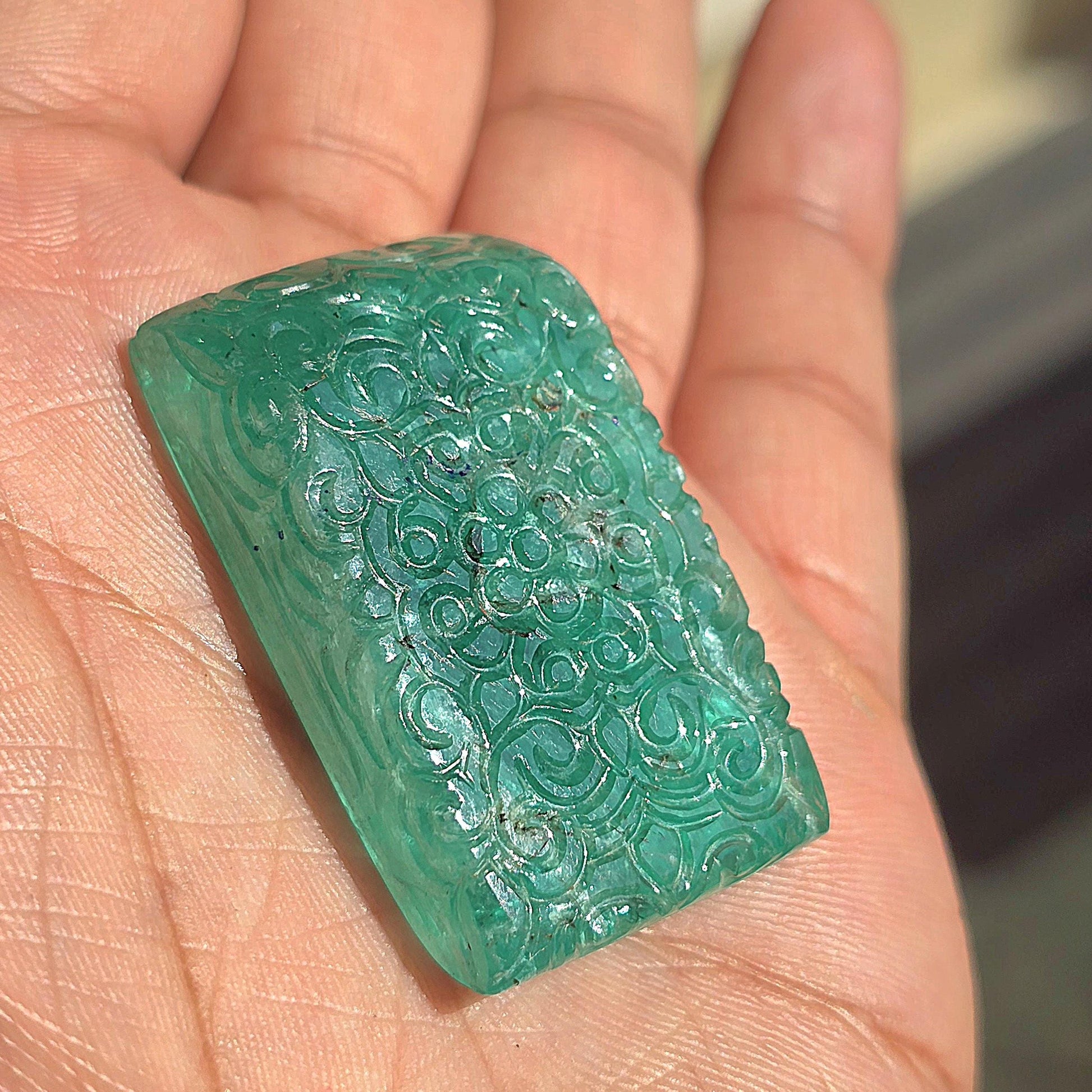 117.16 CT Colombian Emerald Carving, Big Emerald Loose Gemstone For Jewelry, Natural Emerald For Pendant, Unique Fancy Cut Untreated Emerald