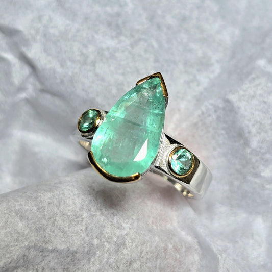 Vintage Natural Emerald Colombian Ring, Antique Emerald Silver Ring, Pear Emerald Solitaire Ring For Women, Unique Emerald Ring Gift For Her