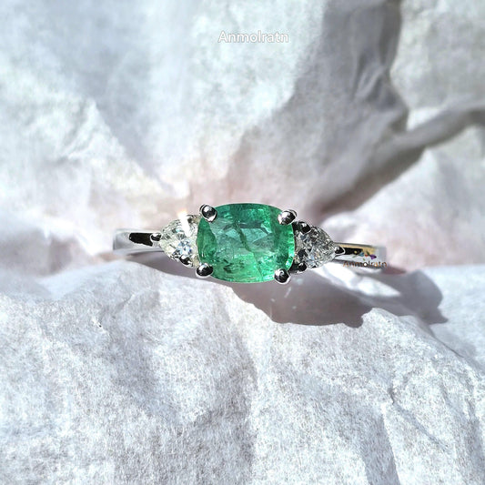 Natural Vivid Green Emerald Cushion Heart Ring For Women Untreated Emerald Trilogy Wedding Ring Dainty Emerald Engagement Stacking Ring Gift