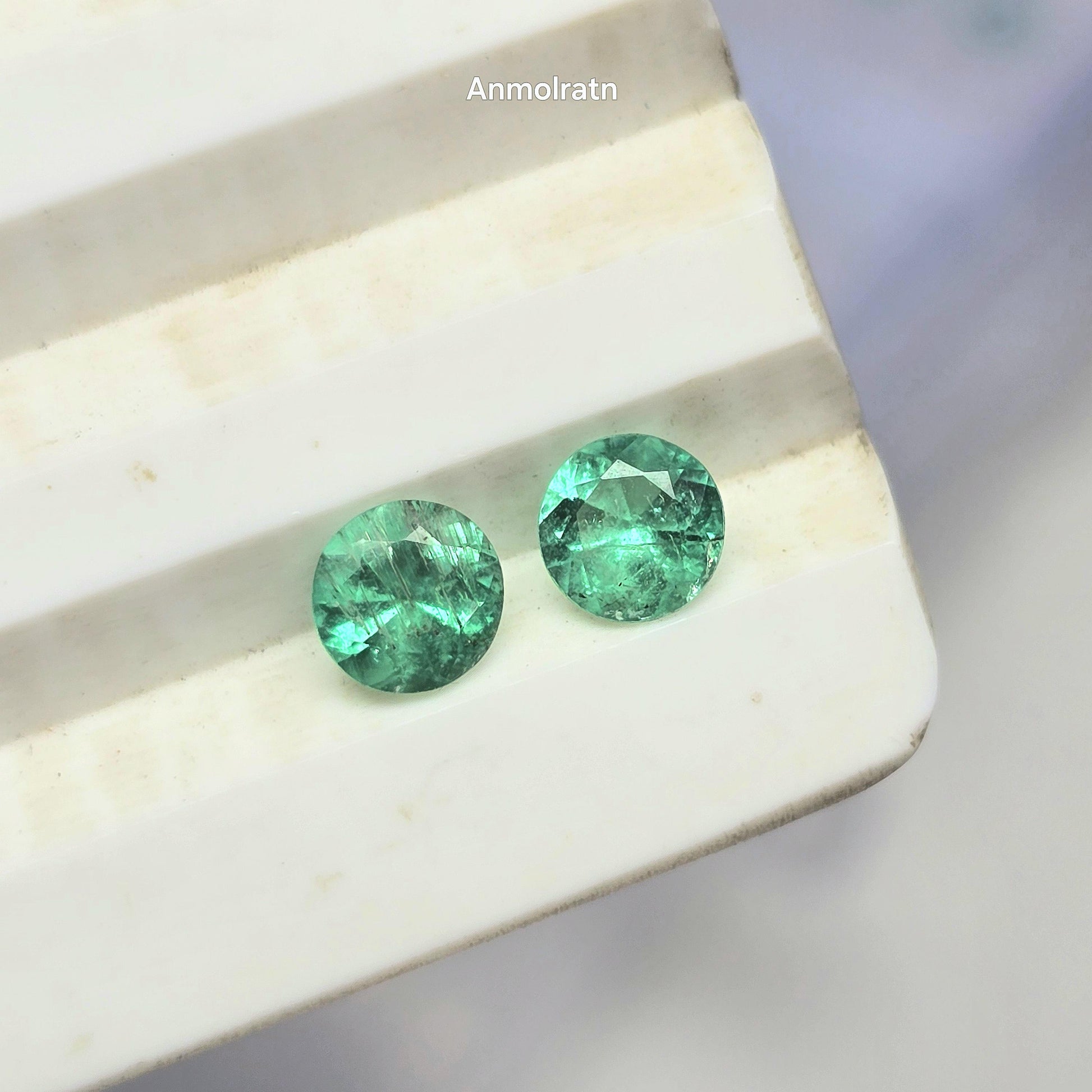 Round Emerald Colombian Pair, Vivid Green Emerald Earring Pair, AAA Certified Colombian Emerald Round Cut Loose Pair For Stud Earrings 4.7MM