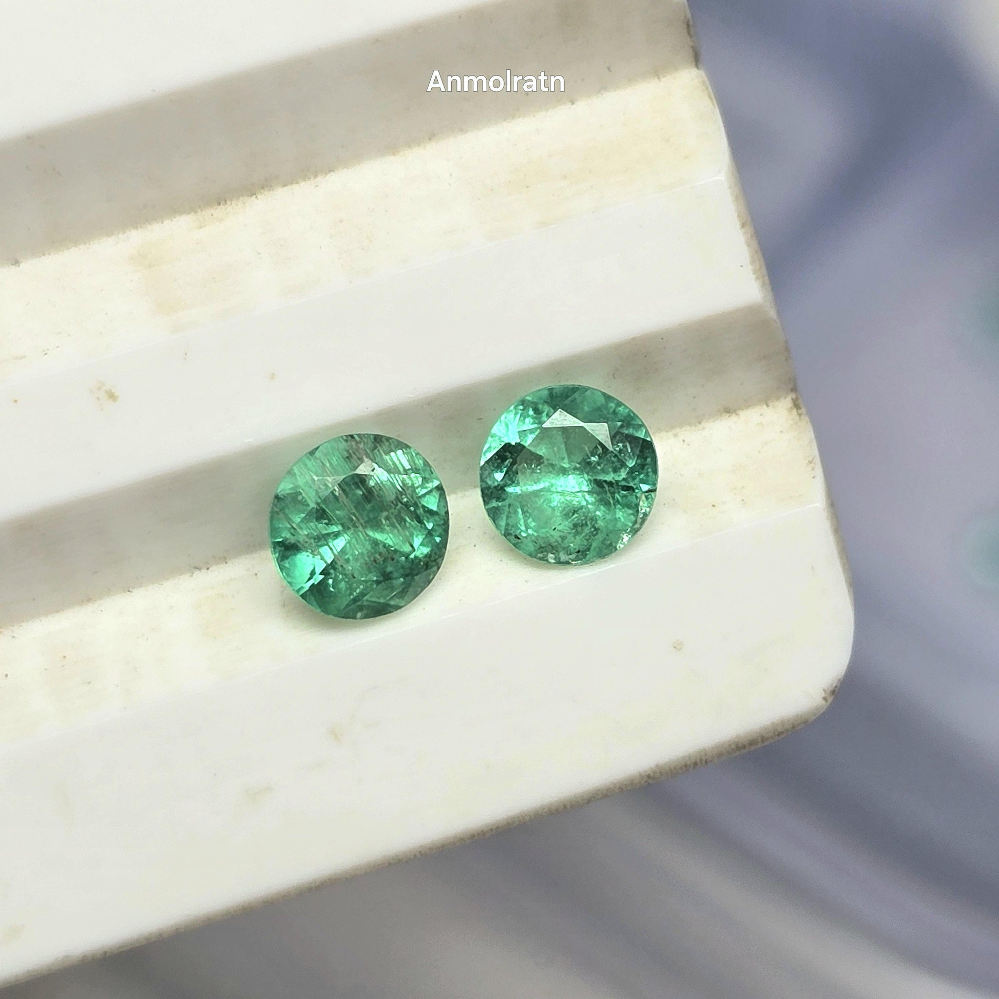 Round Emerald Colombian Pair, Vivid Green Emerald Earring Pair, AAA Certified Colombian Emerald Round Cut Loose Pair For Stud Earrings 4.7MM