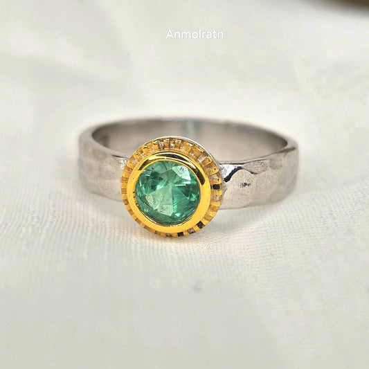 Colombian Emerald Ring 0.65Ct Emerald Solitaire Pinky Stacking Ring, Antique Emerald Silver Ring, Bezel Set Round Emerald Wedding Ring Women
