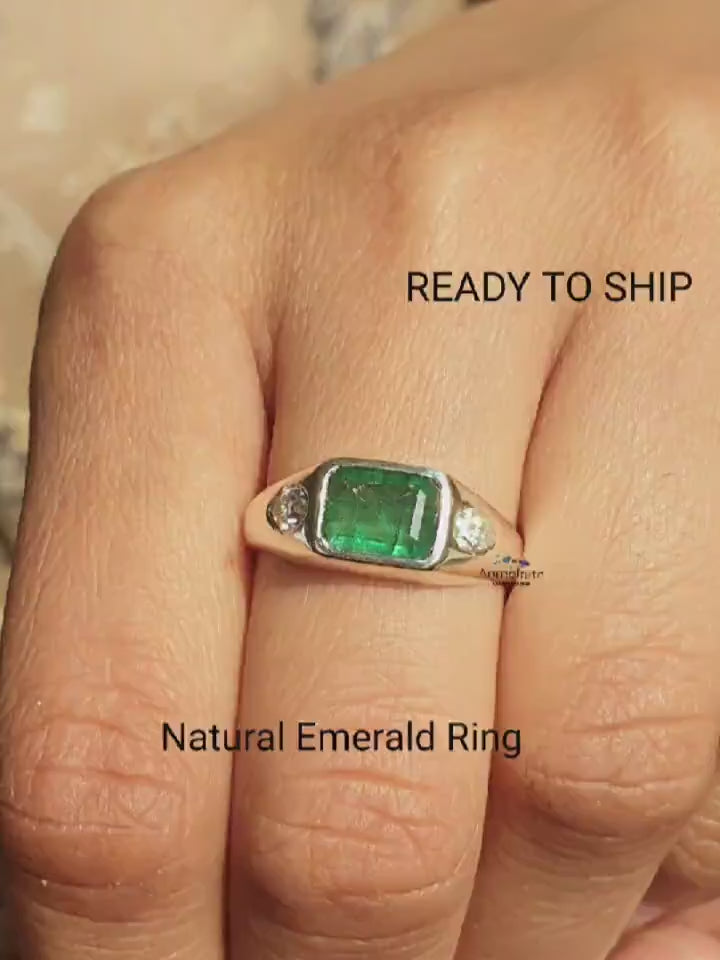 Vintage Emerald Ring, Green Emerald Cut Silver Ring, East West Set Emerald Octagon Solitaire Ring, Three Stone Emerald Signet Ring For Women