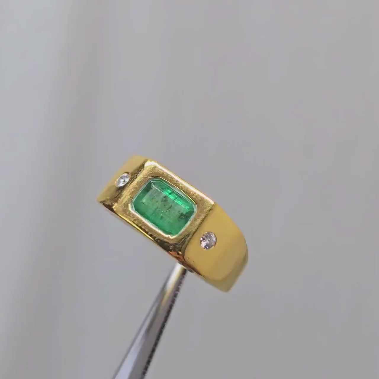Classic Emerald Cut Gold Ring For Women Emerald Wedding Ring Men Emerald Flush Set Birthstone Ring 14k Signet Emerald Octagon Ring For Gift